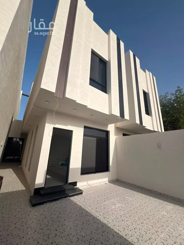 فيلا للبيع في شارع القبه, حي العقيق, مدينة الخبر, المنطقة الشرقية