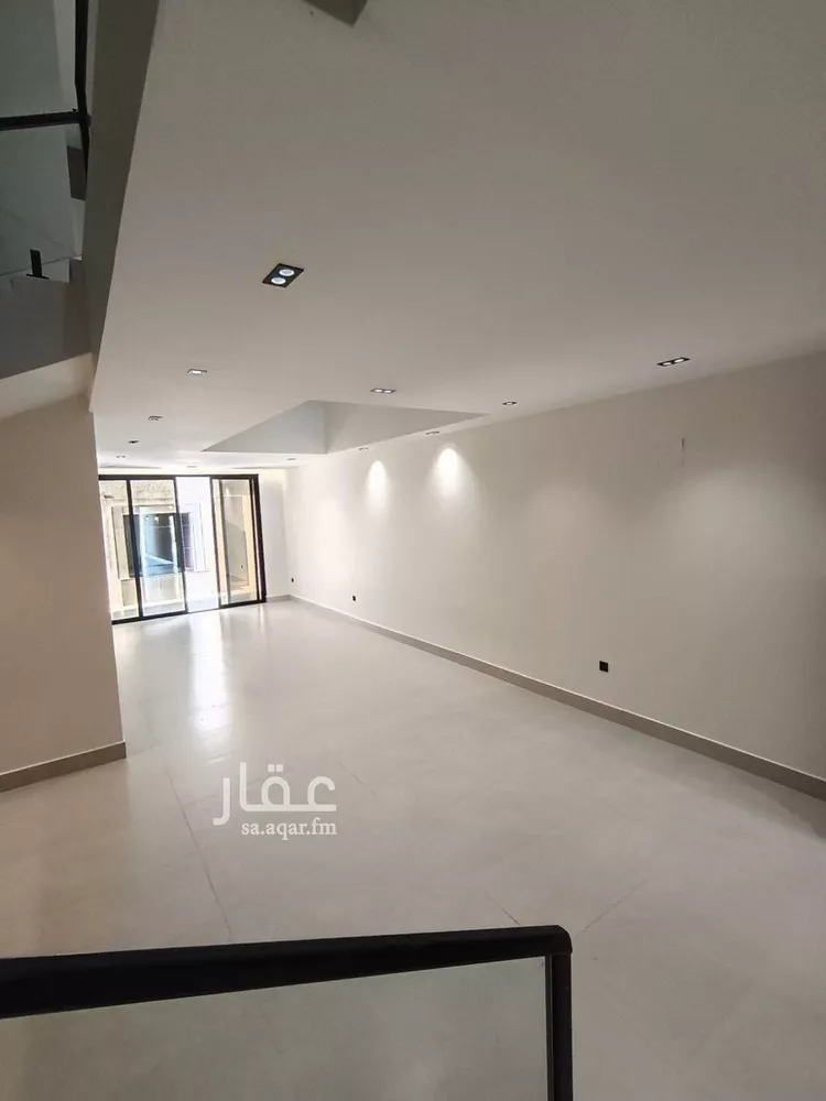 فيلا للبيع في شارع 21ا, حي الصواري, مدينة الخبر, المنطقة الشرقية صورة 2
