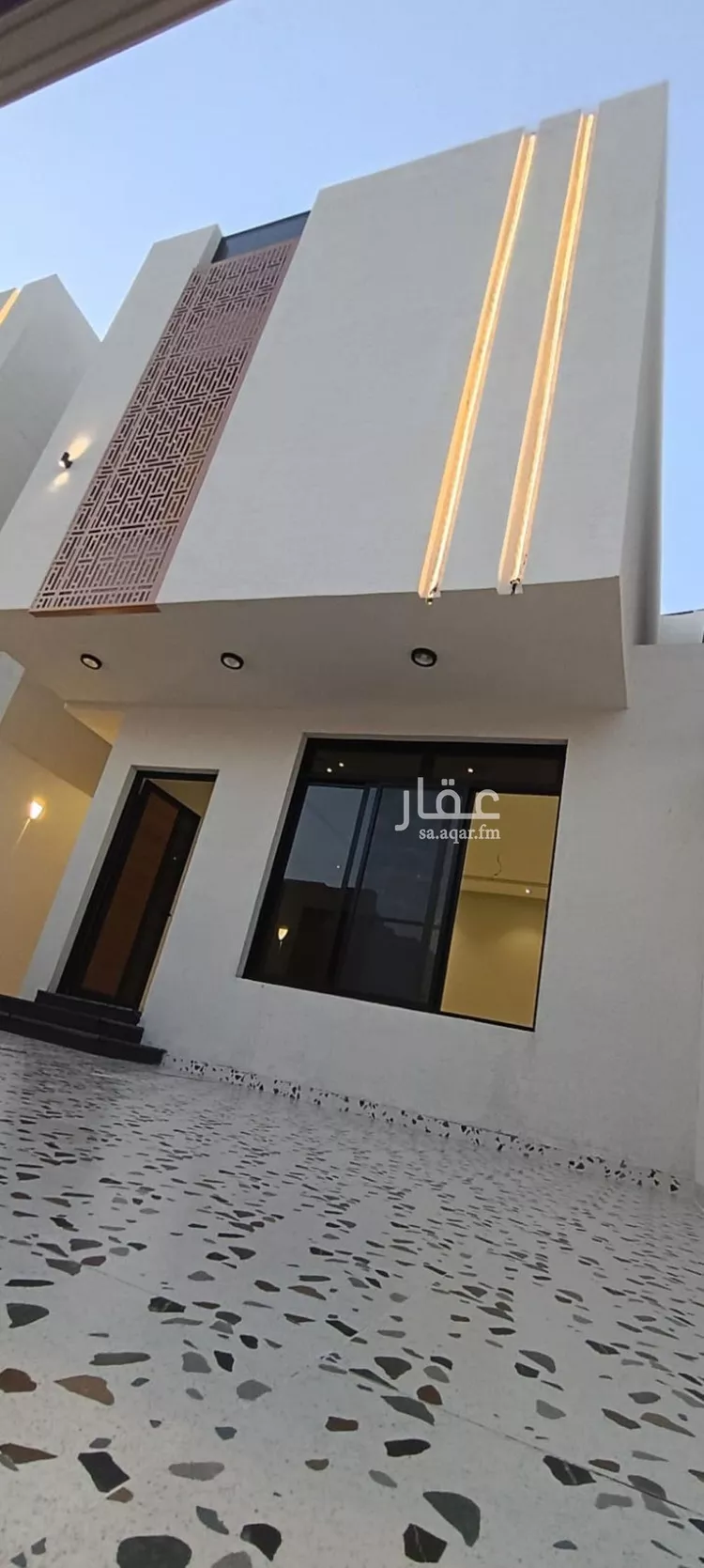 فيلا للبيع في شارع العطر, حي العقيق, مدينة الخبر, المنطقة الشرقية