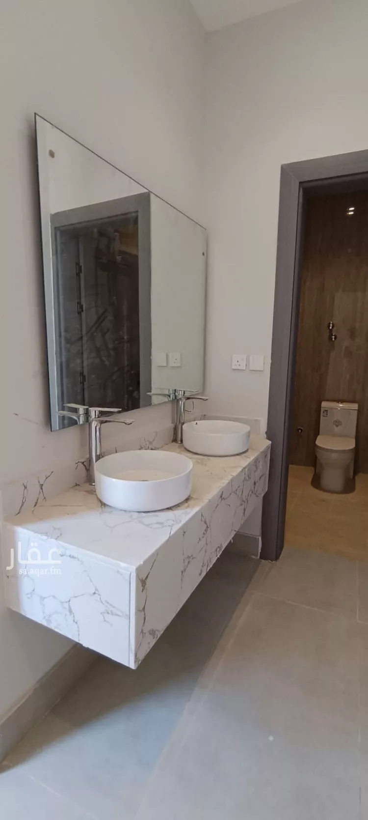 فيلا للبيع في شارع الولاء, حي الأمواج, مدينة الخبر, المنطقة الشرقية 6