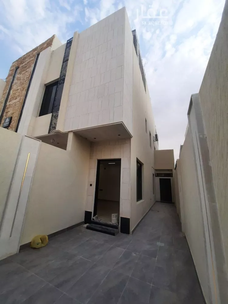 دور للبيع في شارع قطب الدين أبي الخير, حي طويق, مدينة الرياض, منطقة الرياض 18