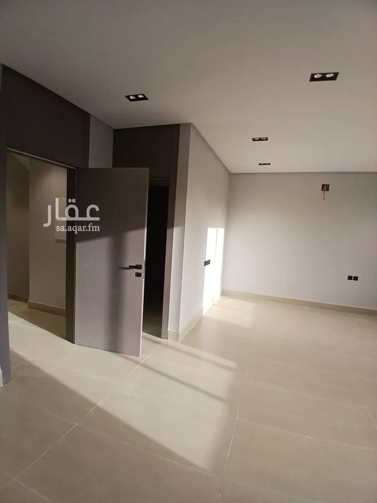 Villa for Sale in Riyadh Tuwaiq 7
