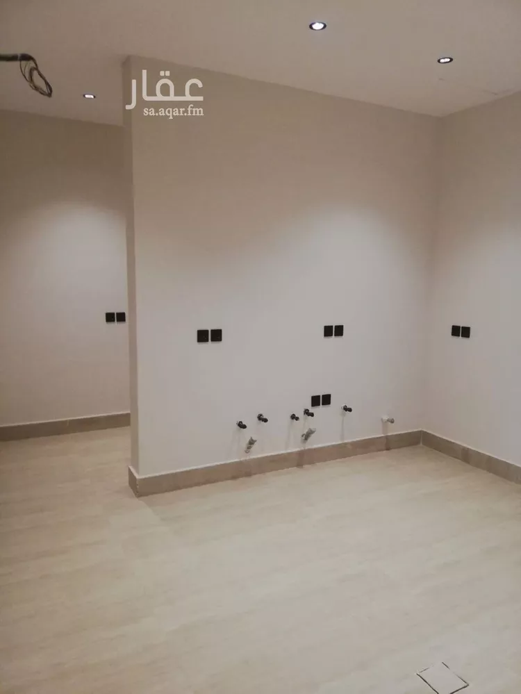فيلا للبيع في شارع جبل الأحدب, حي الحزم, مدينة الرياض, منطقة الرياض 6