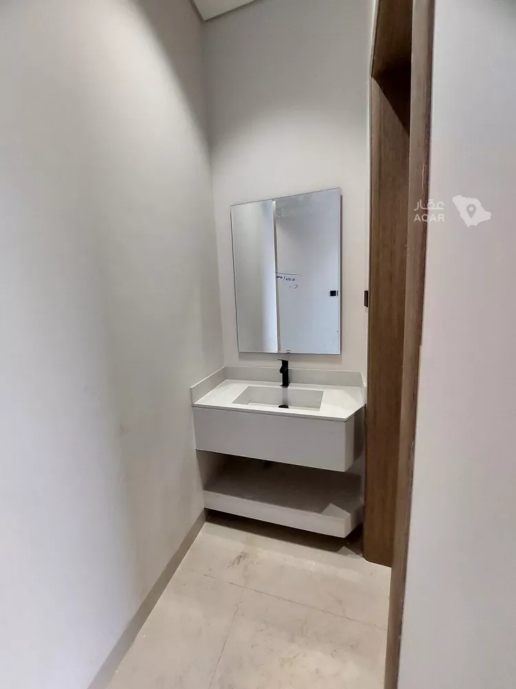 Floor for Sale in Riyadh Sultanah 4