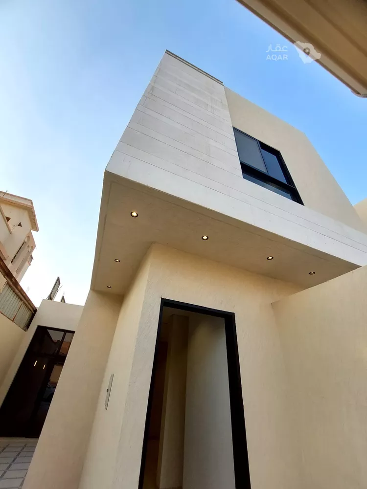 Floor for Sale in Riyadh Sultanah 6