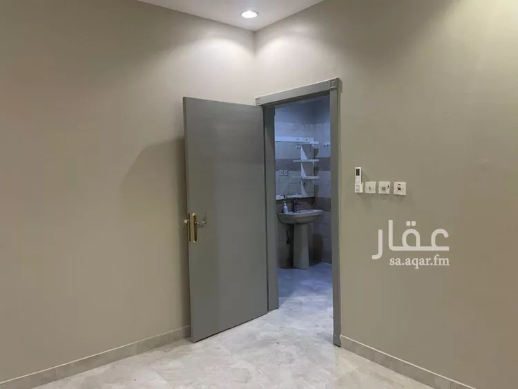 شقة للإيجار في شارع عبدالله بن الزبير, حي العريجاء الغربي, مدينة الرياض, منطقة الرياض صورة 3