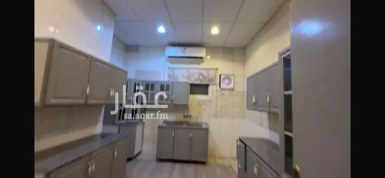 شقة للإيجار في شارع عبدالله بن الزبير, حي العريجاء الغربي, مدينة الرياض, منطقة الرياض صورة 2
