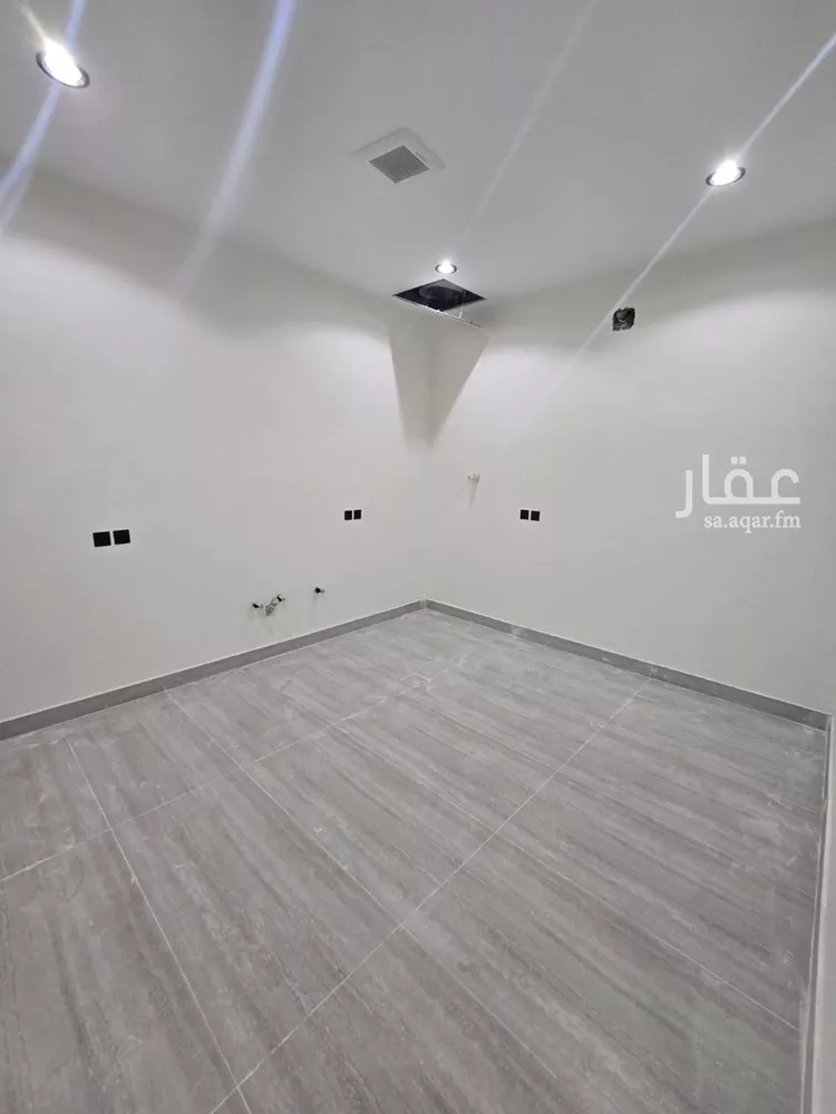 Villa for Sale in Riyadh Okaz صورة 2