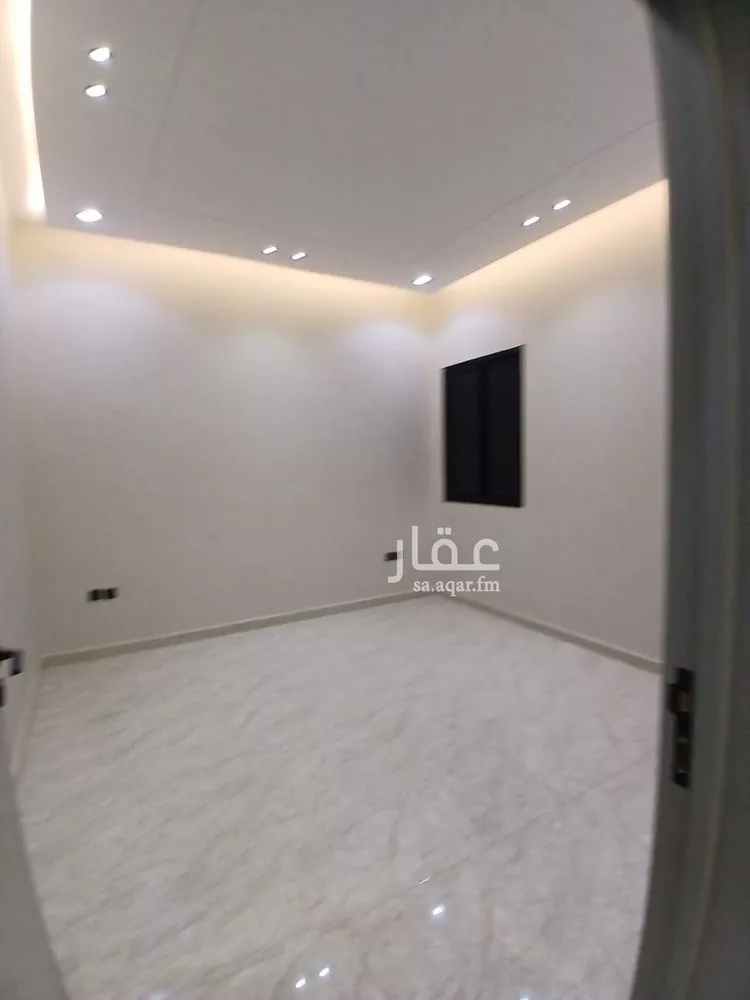 دور للبيع في شارع ديراب, حي عكاظ, مدينة الرياض, منطقة الرياض 6