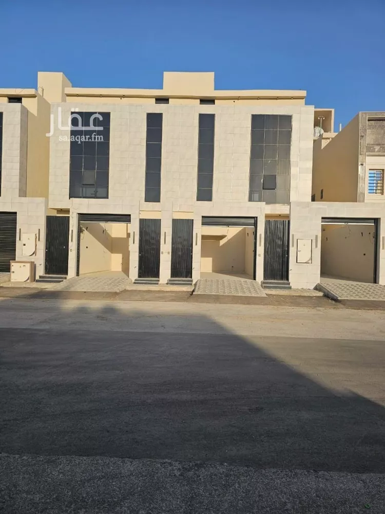 Floor for Sale in Riyadh Tuwaiq