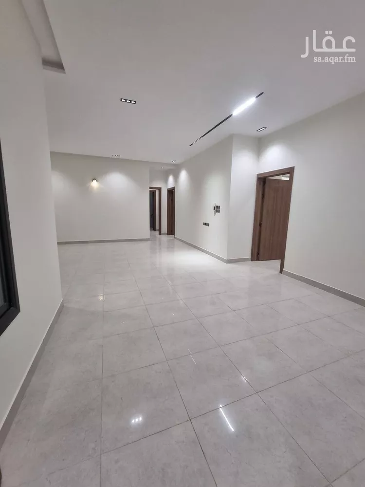 Floor for Sale in Riyadh Tuwaiq صورة 4