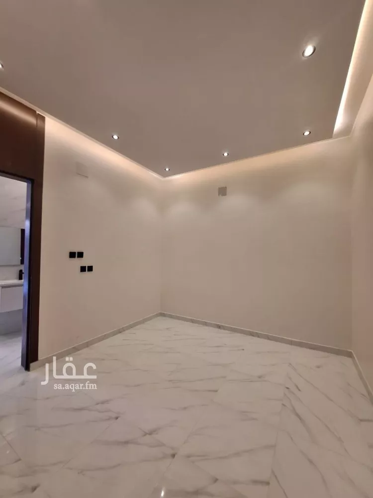 دور للبيع في شارع الزايد, حي طيبة, مدينة الرياض, منطقة الرياض 8