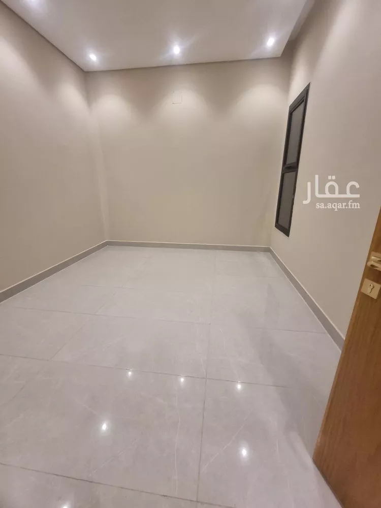 Floor for Sale in Riyadh Okaz صورة 2