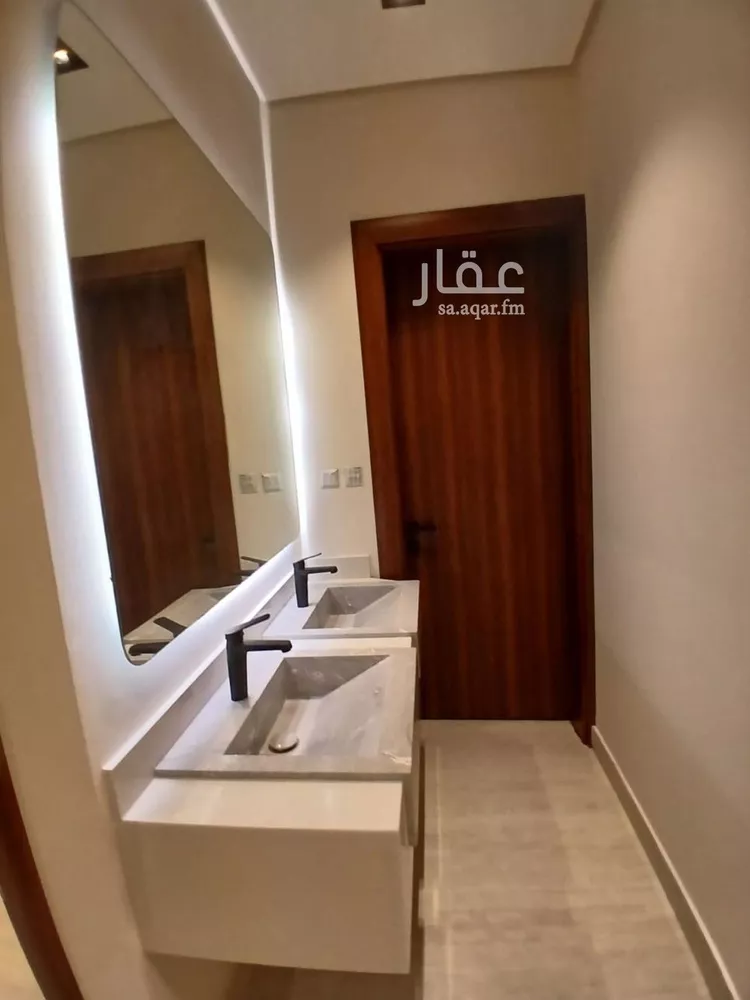 دور للبيع في شارع عبداللطيف الموصلي, حي السويدي الغربي, مدينة الرياض, منطقة الرياض صورة 5