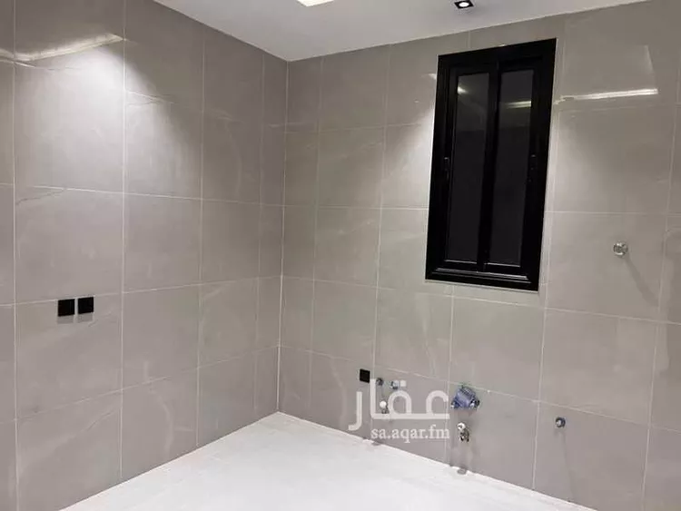 دور للبيع في شارع يحيى الأنسي ، حي الشرق ، الرياض ، منطقة الرياض صورة 3