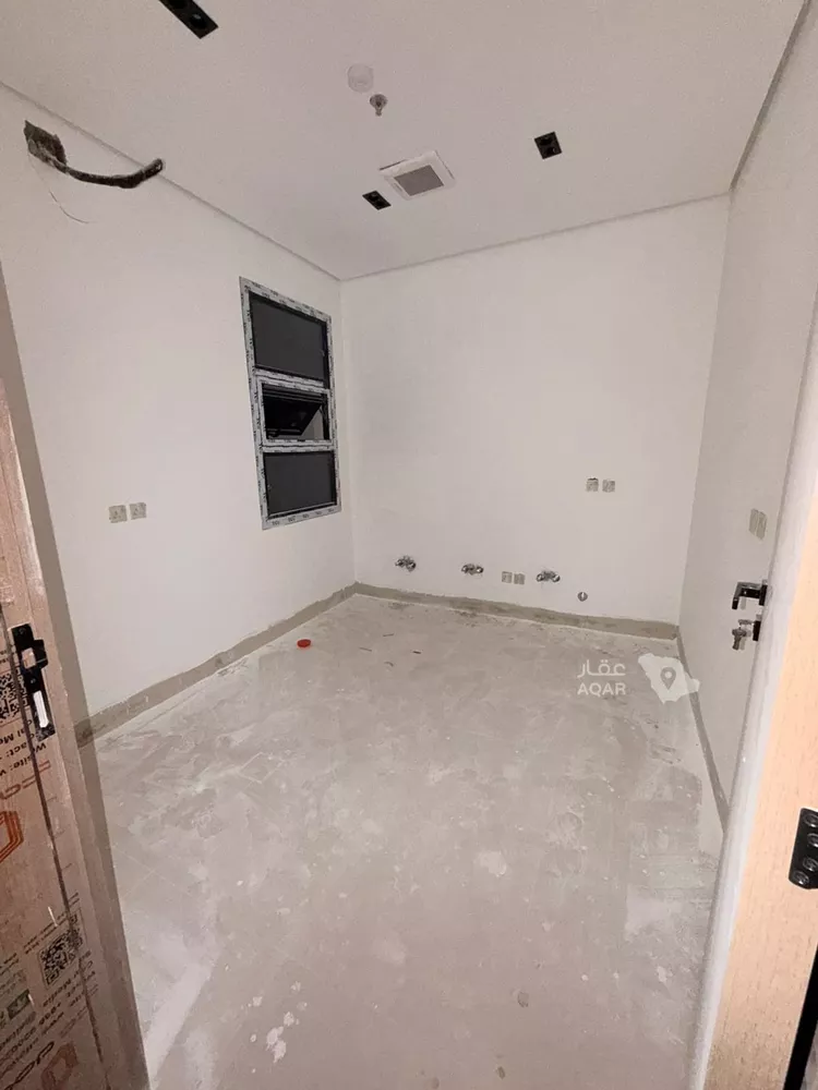 Building for Sale in Riyadh Al Mahdiyah 13