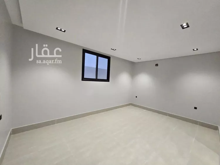 فيلا للبيع في شارع أبي المكارم بن مفرج, حي عكاظ, مدينة الرياض, منطقة الرياض صورة 4