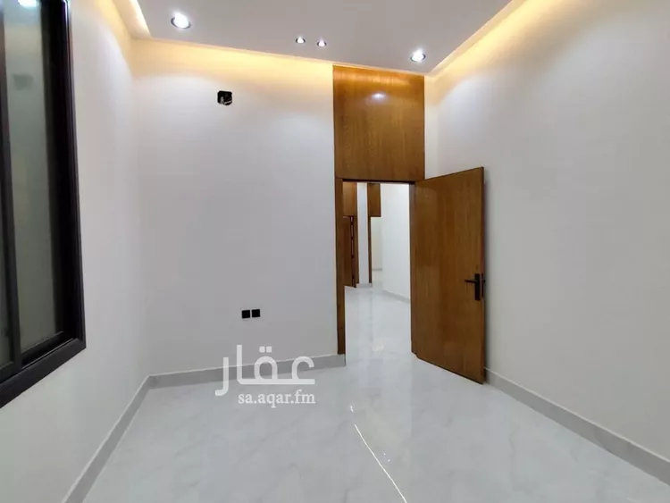 دور للبيع في شارع عامر بن نابي, حي طيبة, مدينة الرياض, منطقة الرياض صورة 2