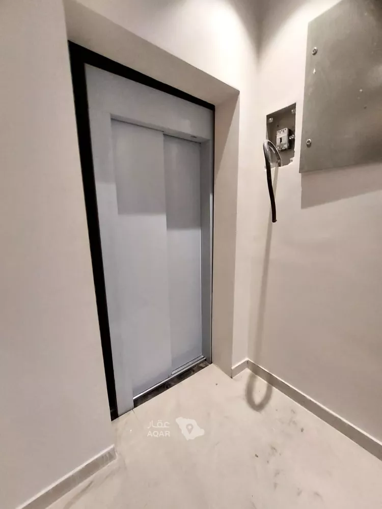 شقة للبيع في شارع البشائر, حي السويدي, مدينة الرياض, منطقة الرياض صورة 2