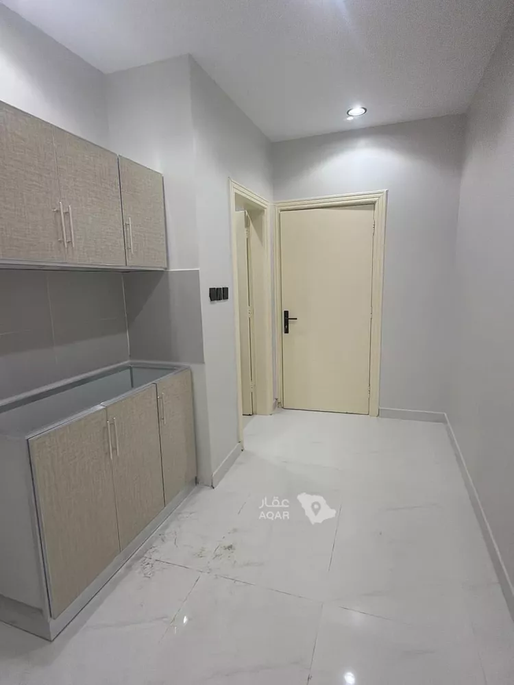 شقة للإيجار في شارع خميس مشيط, حي السلام, مدينة الرياض, منطقة الرياض 8