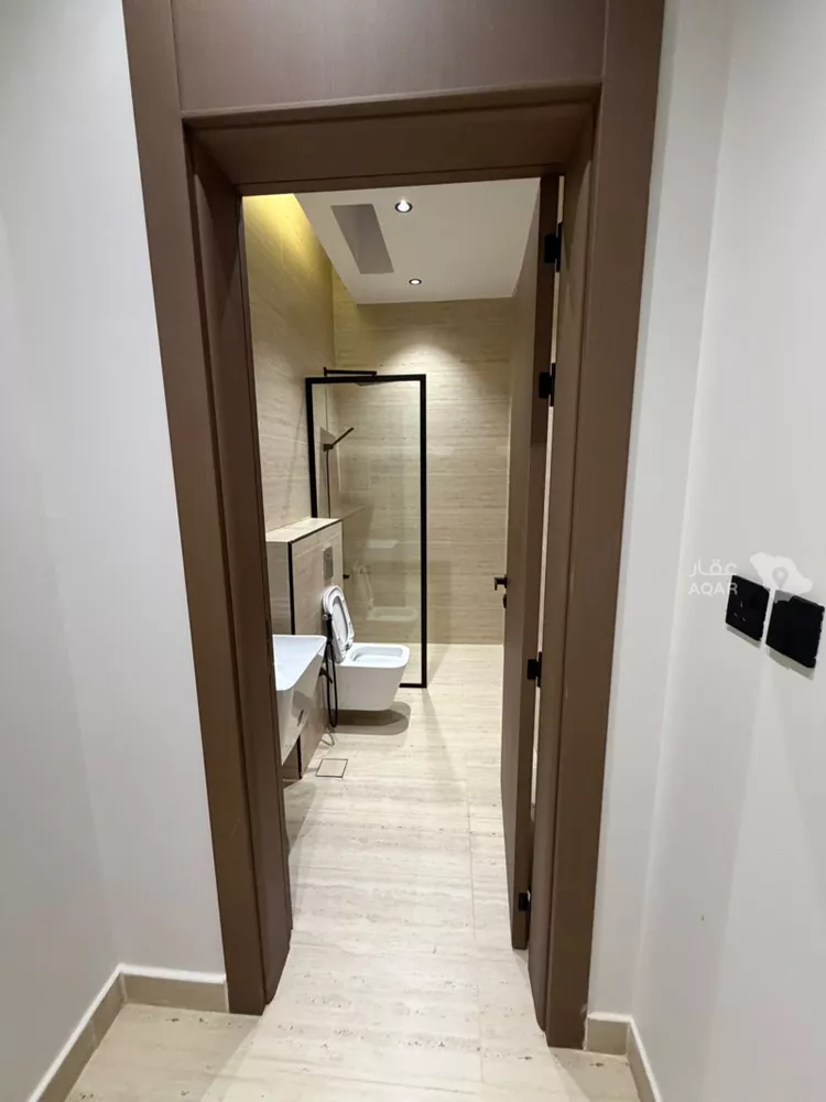 Floor for Rent in Riyadh Ar Rimal 4