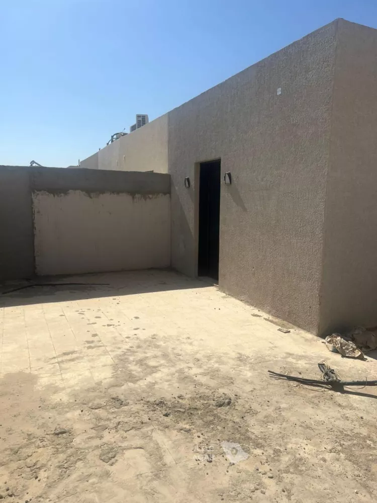 فيلا للبيع في شارع البسالة, حي القادسية, مدينة الرياض, منطقة الرياض صورة 2
