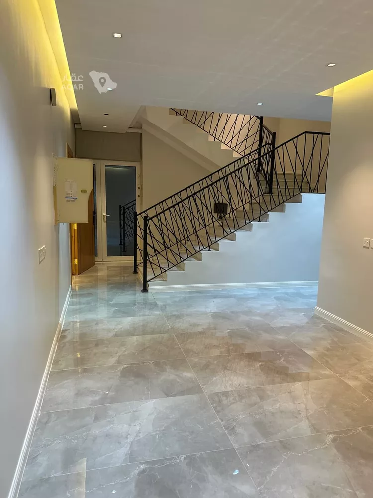 فيلا للإيجار في شارع سراقة بن عمرو بن لبنه, حي الملك فهد, مدينة المدينة المنورة, منطقة المدينة المنورة 8