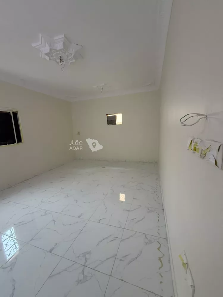 شقة للإيجار في شارع عيدان ابن اشوع الحضرمي, حي العاقول, مدينة المدينة المنورة, منطقة المدينة المنورة 6
