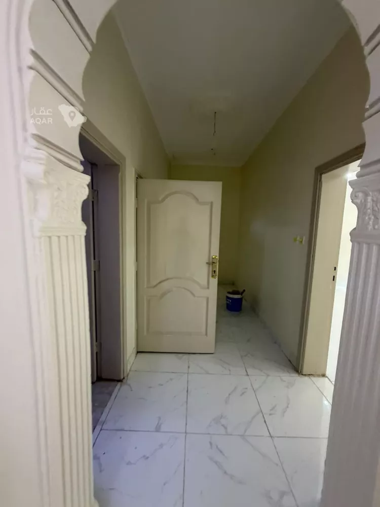 شقة للإيجار في شارع عيدان ابن اشوع الحضرمي, حي العاقول, مدينة المدينة المنورة, منطقة المدينة المنورة 5