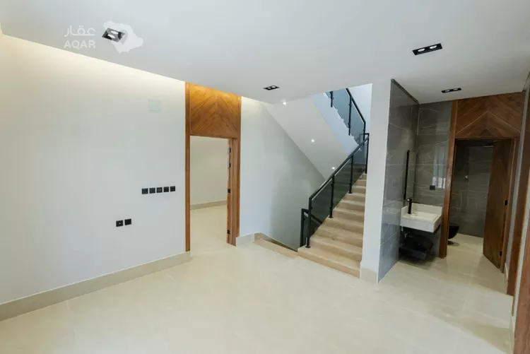 Villa for Sale in Riyadh Okaz 10