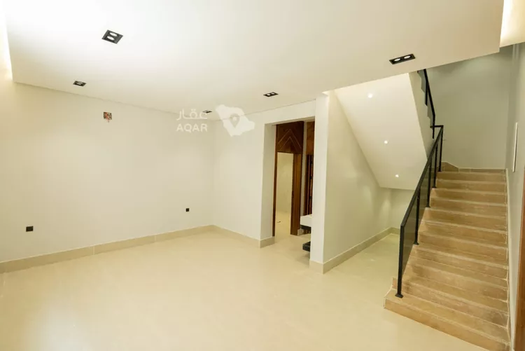 Villa for Sale in Riyadh Okaz 8