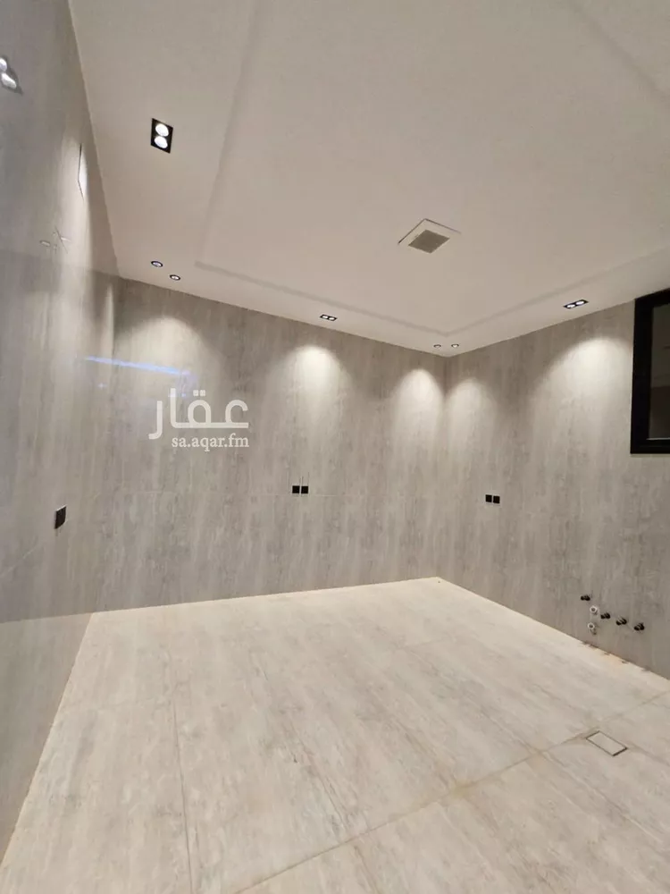 Floor for Sale in Riyadh Al Hazm 6