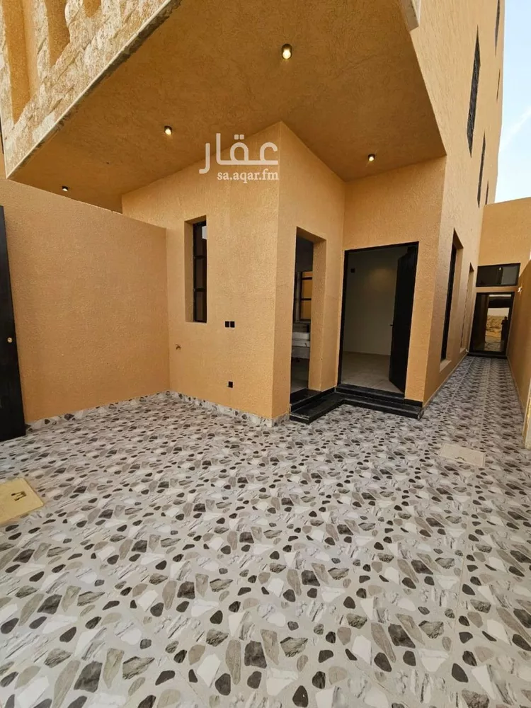 دور للبيع في شارع القصيم, حي طويق, مدينة الرياض, منطقة الرياض صورة 2