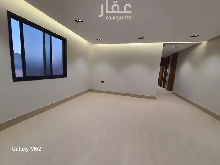 Floor for Sale in Riyadh Tuwaiq 14