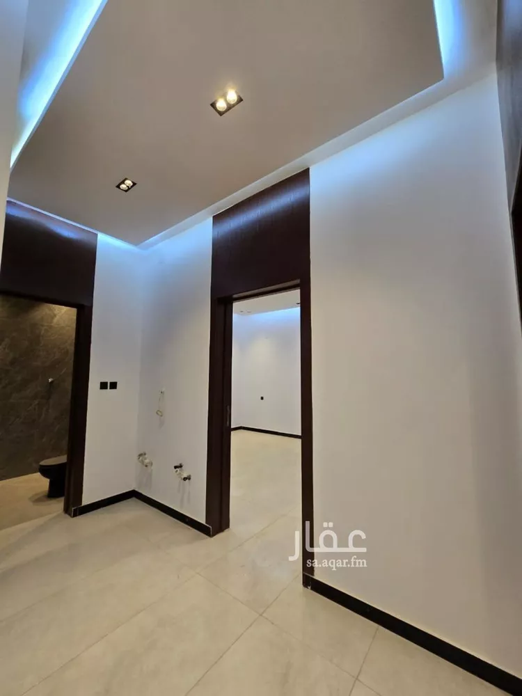 دور للبيع في شارع المعابدة, حي الحزم, مدينة الرياض, منطقة الرياض صورة 2