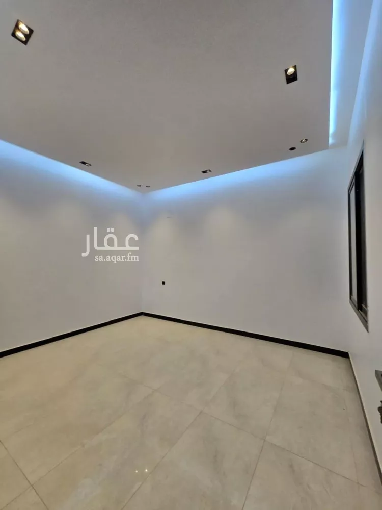 دور للبيع في شارع المعابدة, حي الحزم, مدينة الرياض, منطقة الرياض صورة 5