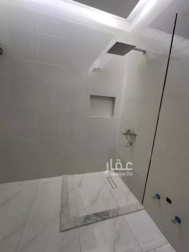 عمارة للإيجار في شارع الحباب ابن عمرو الانصاري ، حي مسجد الدرع ، المدينة المنورة ، منطقة المدينة المنورة 13