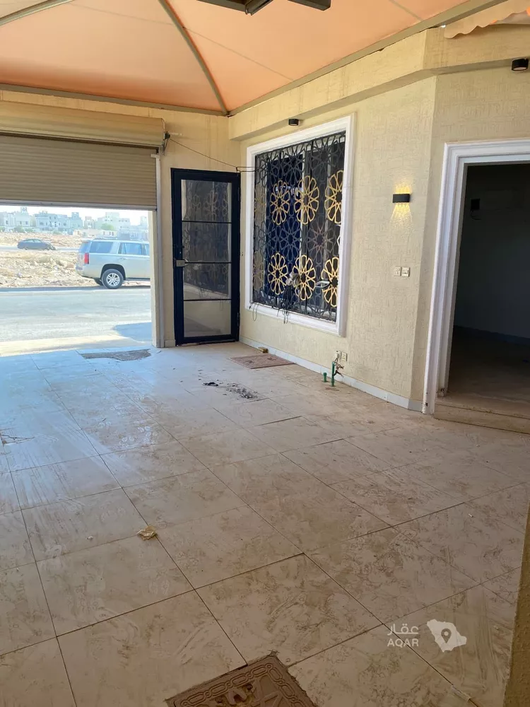 Floor for Rent in Riyadh Al Hazm 8