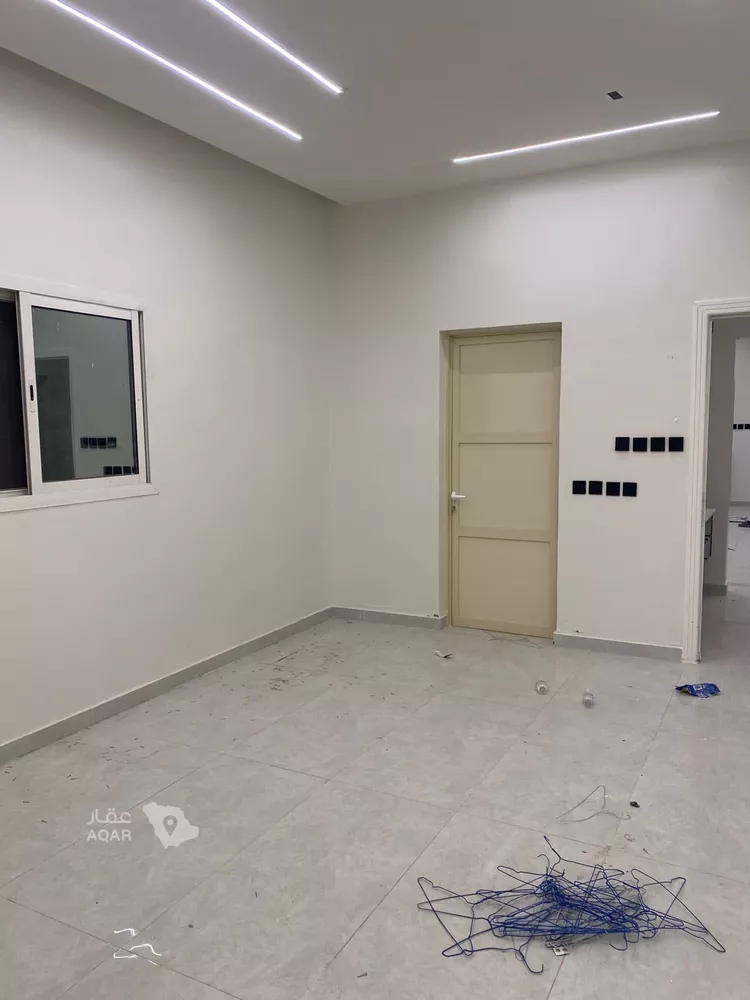 Floor for Rent in Riyadh Al Hazm 9