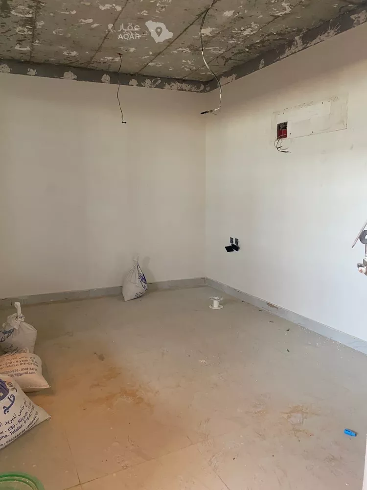 Floor for Rent in Riyadh Al Hazm 2