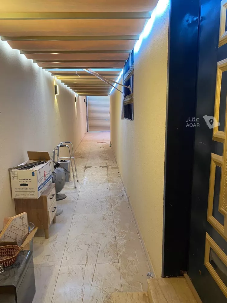 Floor for Rent in Riyadh Al Hazm 7