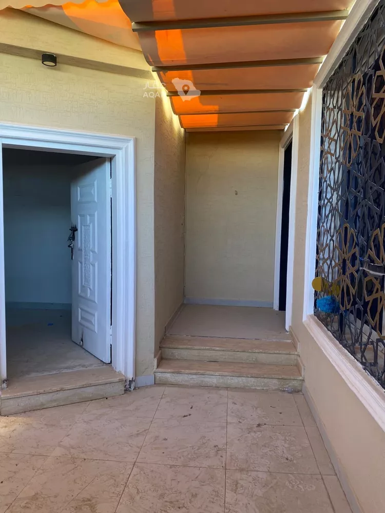 Floor for Rent in Riyadh Al Hazm 22