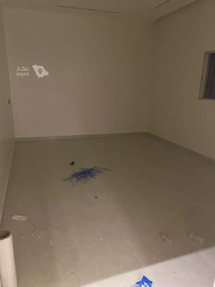 Floor for Rent in Riyadh Al Hazm 15