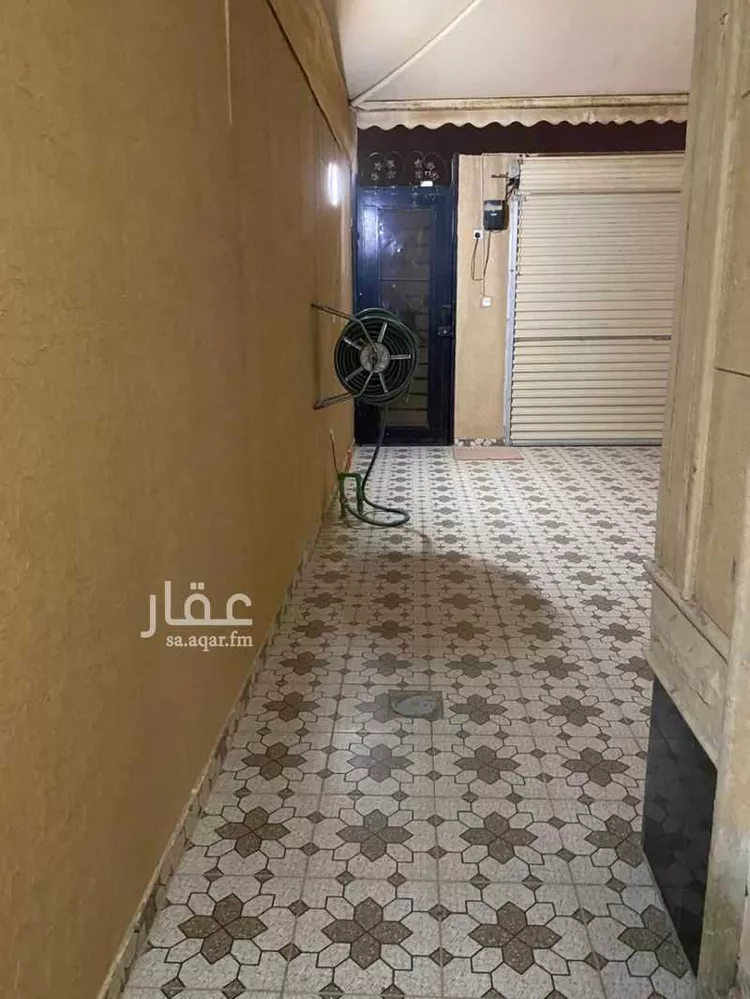 فيلا للبيع في شارع عسير ، حي ظهرة لبن ، الرياض ، منطقة الرياض صورة 3