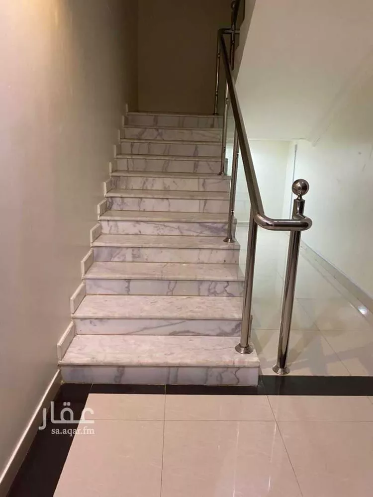 فيلا للبيع في شارع عسير ، حي ظهرة لبن ، الرياض ، منطقة الرياض صورة 4