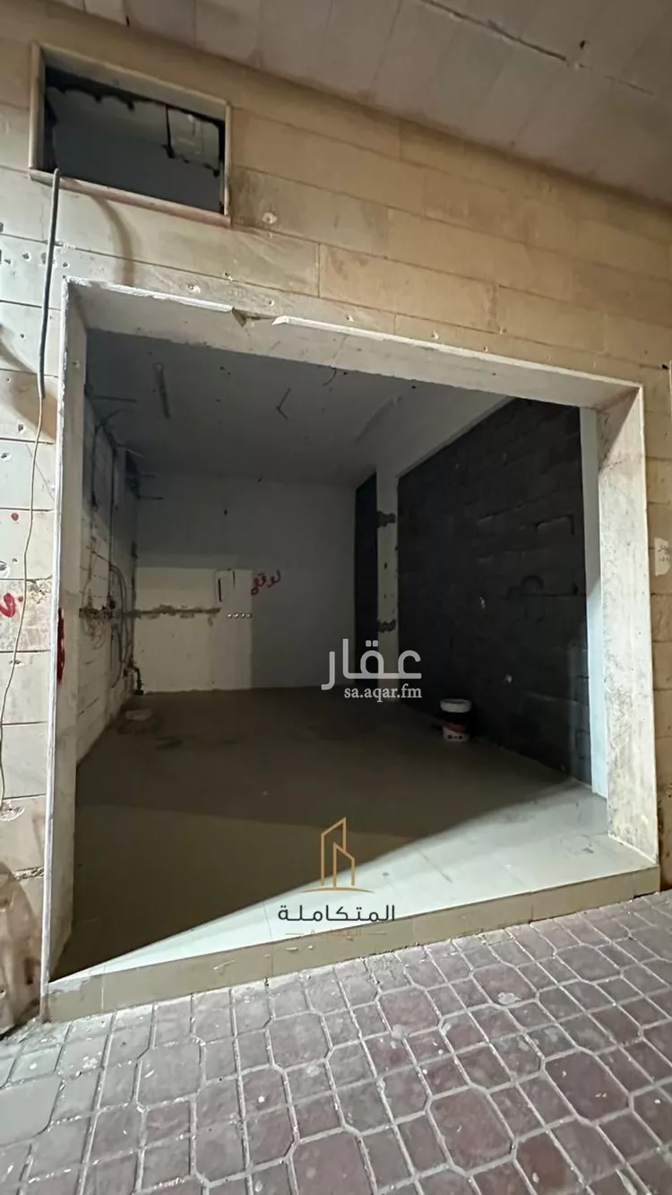 محل للإيجار في شارع  الترمذي, حي العزيزية, مدينة المدينة المنورة, منطقة المدينة المنورة صورة 3