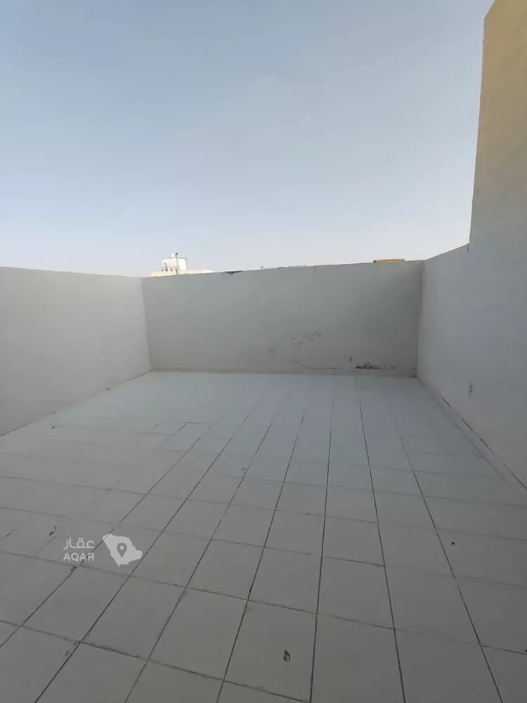 فيلا للبيع في شارع أبي كبير, حي العريجاء الغربي, مدينة الرياض, منطقة الرياض 4