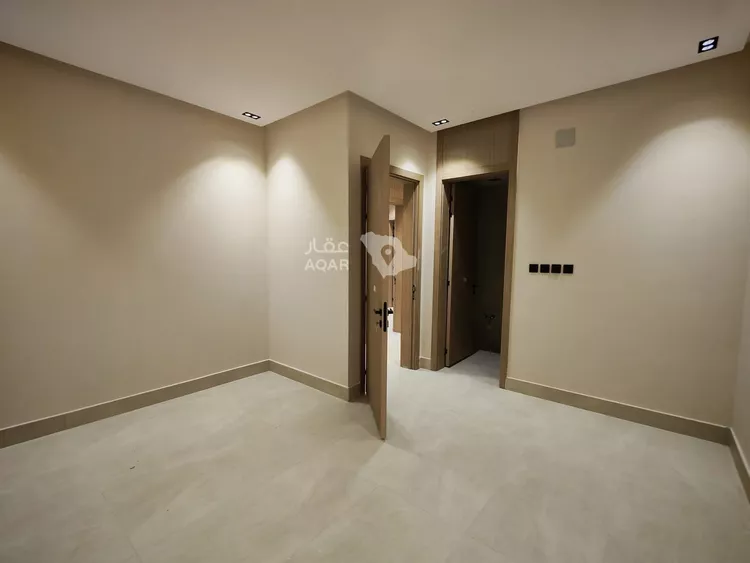 Floor for Sale in Riyadh Tuwaiq 7
