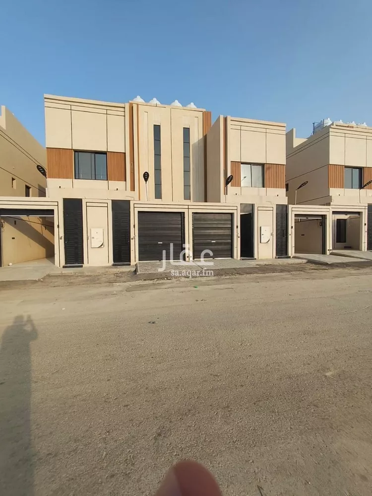 دور للبيع في شارع الحورية, حي ديراب, مدينة الرياض, منطقة الرياض