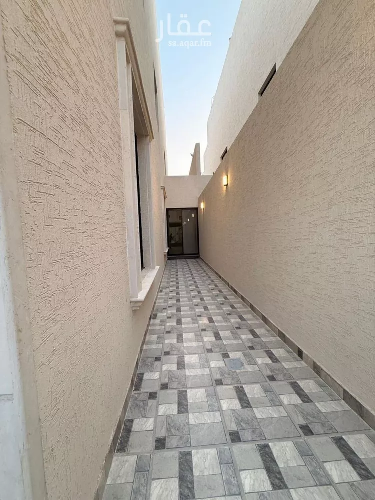 دور للبيع في شارع ابن الحكيم, حي العريجاء الغربي, مدينة الرياض, منطقة الرياض 9